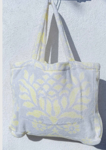 Fresco Towels -  Venetian Brocade Lemon/Sand - Medium Tote Bag
