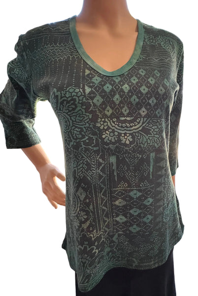 Bohemian Paisley V neck - Teal combo