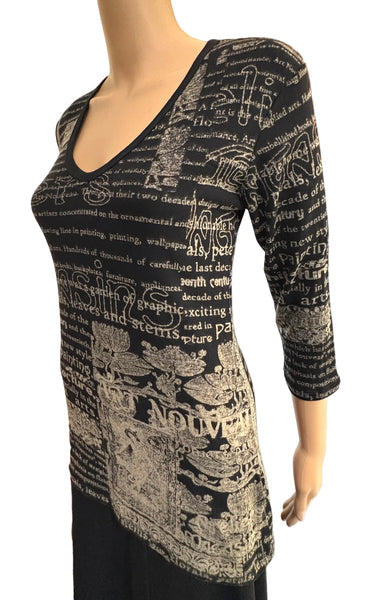 S size only - Art Nouveau V neck - Black