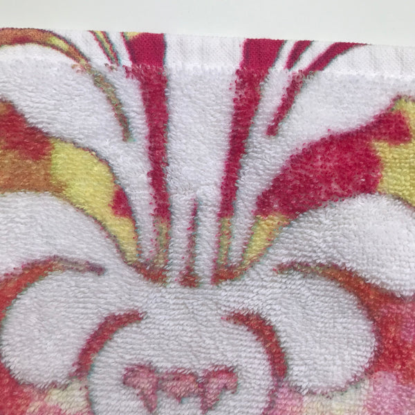 Fresco Towels- Rainbow Damask White - Washcloth