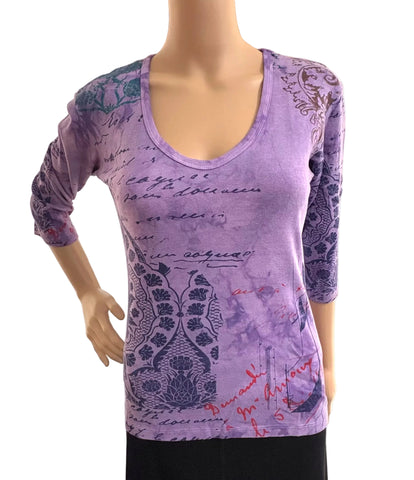Indigo Damask V neck - Lilac