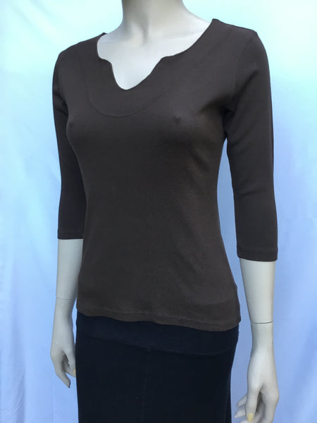 Solid Split V neck top C.Bean