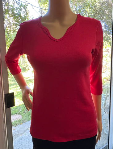 Solid Keyhole Neck top - Red
