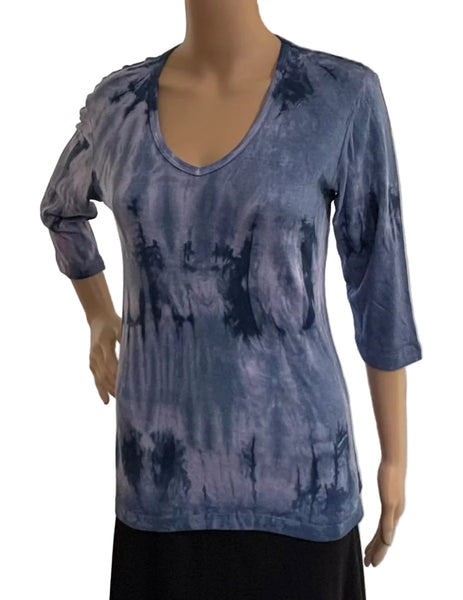 Oak Wash V Neck - Blue/Light Pink