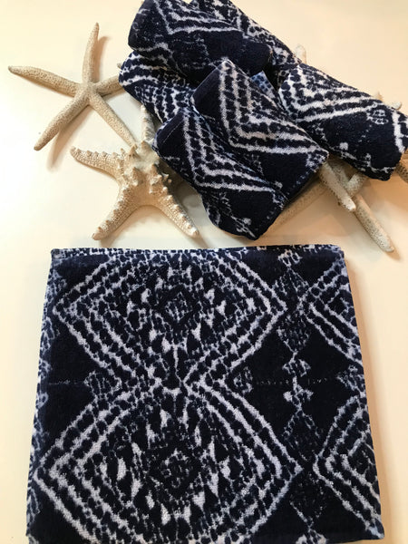 Fresco Towels - Sahara Diamonds Navy/White - Washcloth