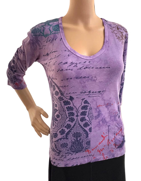 Indigo Damask V neck - Lilac