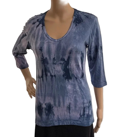 Oak Wash V Neck - Blue/Light Pink
