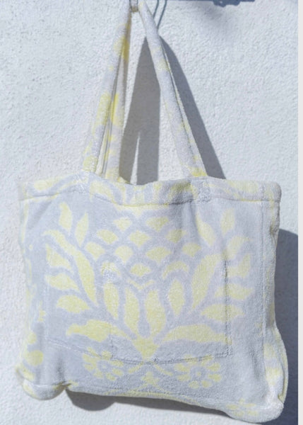 Fresco Towels -  Venetian Brocade Lemon/Sand - Medium Tote Bag