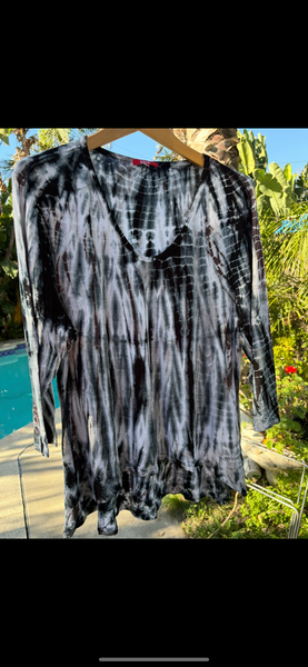 Alligator Tie Dye Hi/Low Top      White /Black