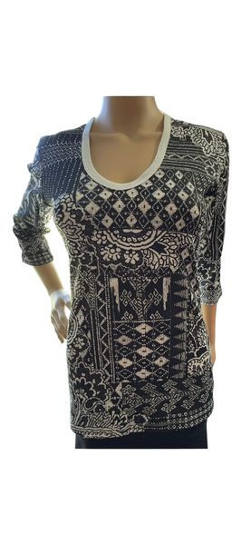 Bohemian Paisley V neck - Black/White
