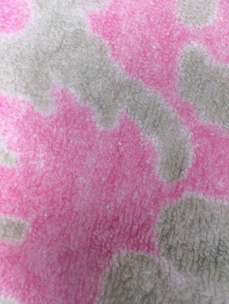 Fresco Towels - Venetian Brocade Strawberry - Small Bath  Mat