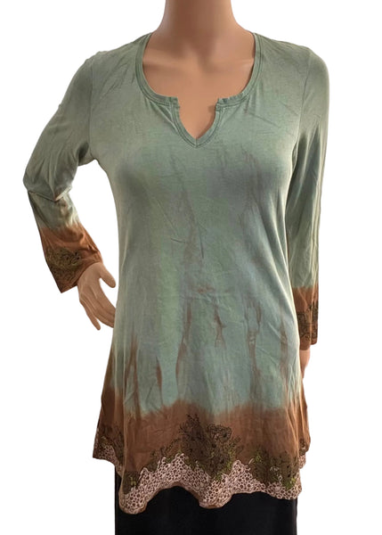 Embroidery Rose Print- Split Round Neck Tunic- Green
