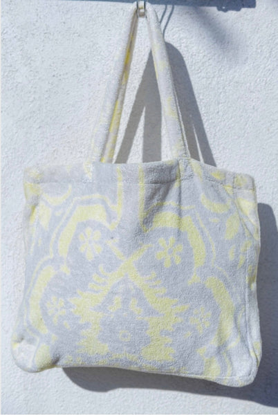 Fresco Towels -  Venetian Brocade Lemon/Sand - Medium Tote Bag