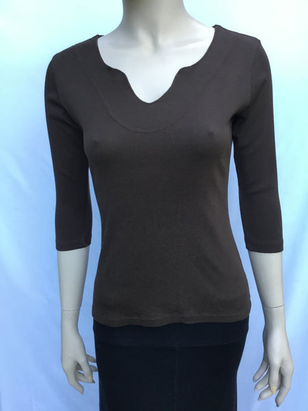 Solid Split V neck top C.Bean