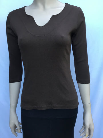 Solid Split V neck top C.Bean
