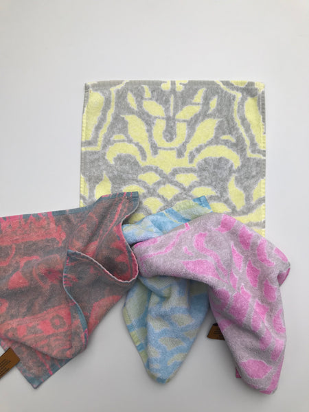 Fresco Towels - Venetian Brocade Lemon/Sand - Washcloth