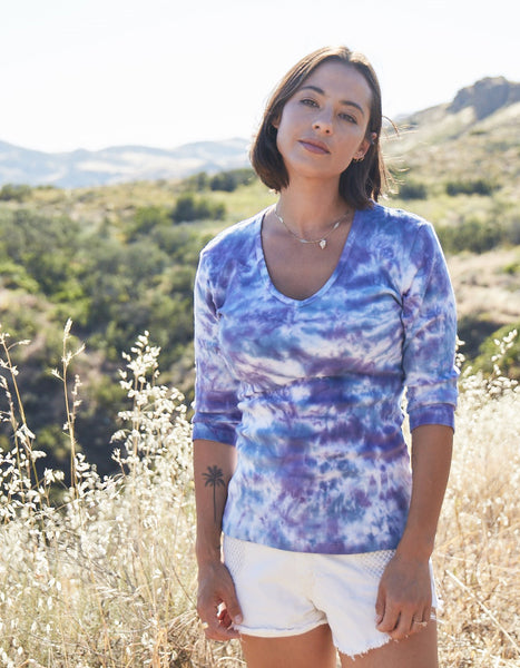 Botanical Wash V neck - Navy/Purple