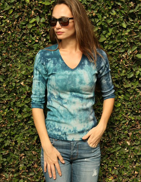 Carrera Wash V Neck - Indigo/Teal
