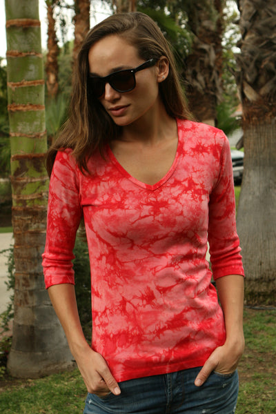 Crinkle Wash V- Neck - Red/Coral