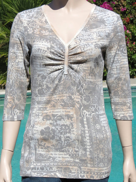 Pinched V neck Paris Flowers - Stone