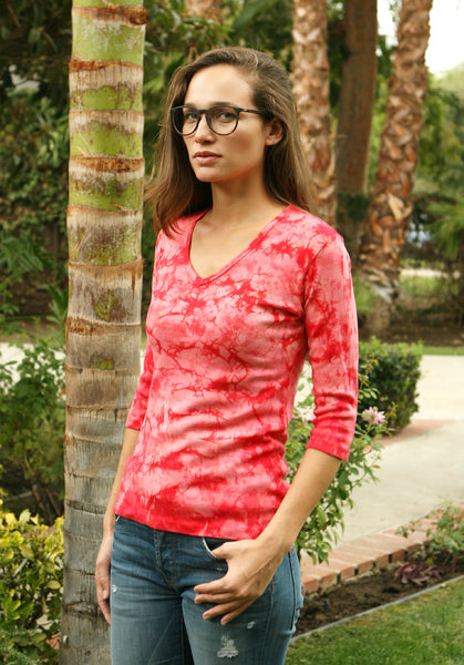 Crinkle Wash V- Neck - Red/Coral