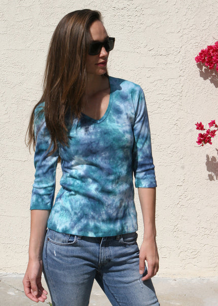 Botanical Wash V neck - Navy/Teal